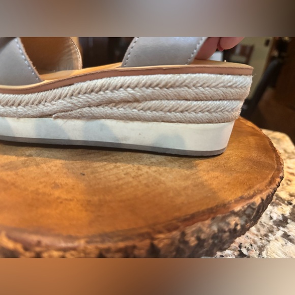 Lucky Brand Joodith grey/tan platform leather espadrille wedge sandal. Rope - Picture 7 of 10